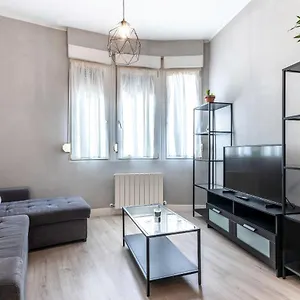 https://piso-reformado-en-bilbao-centro.bilbaohotelsspain.com